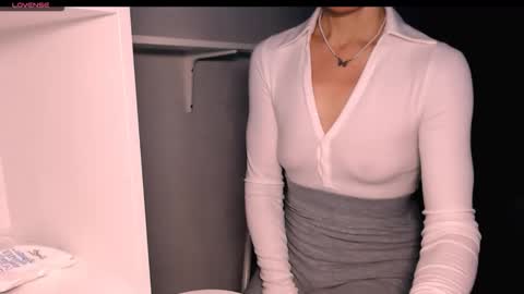 berry2024 online show from February 8, 8:18 am