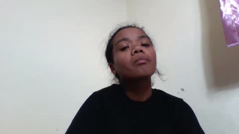 berthaldy659759 online show from May 4, 11:50 am
