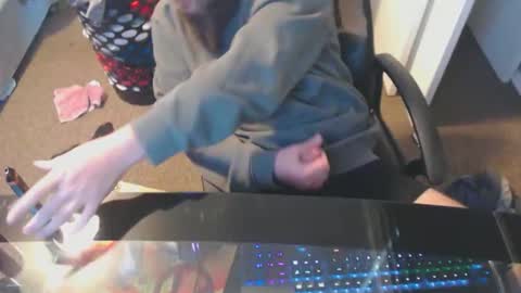 best_kept_secret23 online show from December 4, 8:41 pm