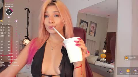 Snapshot of bestfamily chatting on October 22, 2:15 am  Marilee online show from October 22, 2:15 am