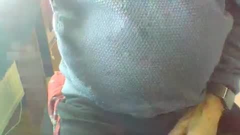 bestmann979994 online show from April 22, 10:44 am