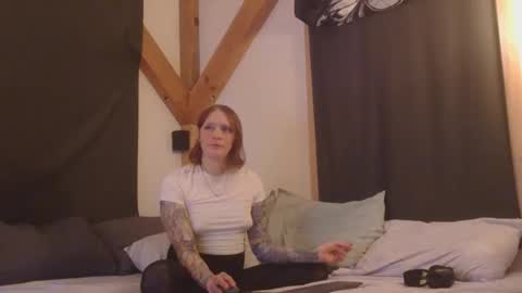 Betsy online show from December 18, 6:47 pm