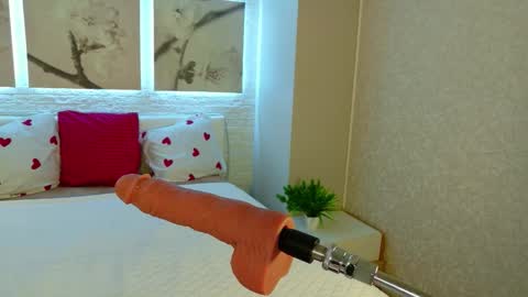 Betty online show from February 15, 8:40 pm