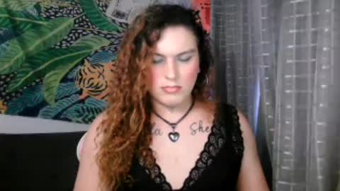 bettytaylor23 online show from June 13, 6:51 pm