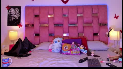 betzabeth miller online show from April 8, 3:09 am