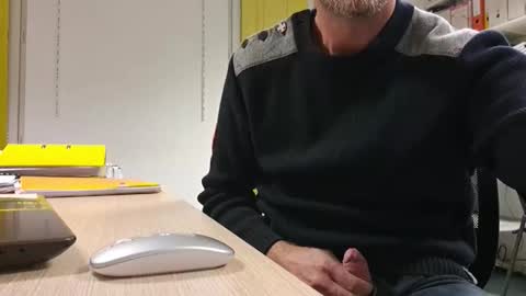 My name is David and if you like public exhibitions you wont be disappointed with me LoL - My favorite vibes is 44  online show from January 8, 4:35 pm