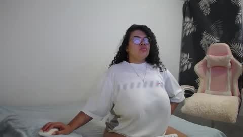 Bianca Tuesday to Sunday from 2am to 6am UTC-5 online show from October 17, 10:30 am