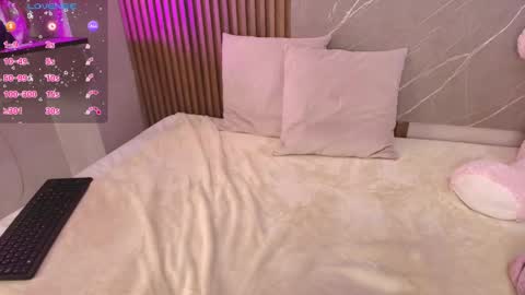 biancaa__18 online show from February 27, 8:12 pm