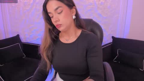 Bianca Pierce online show from March 9, 12:10 pm