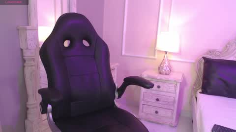 Bianca Royalle online show from March 31, 10:10 pm