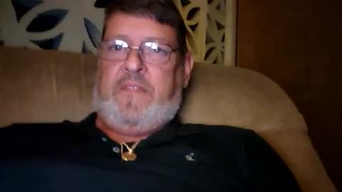 Snapshot of bigal9816192 chatting on October 24, 2:23 am bigal9816192 online show from October 24, 2:23 am