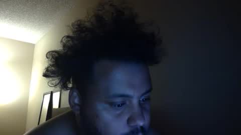 bigblackb021 online show from December 17, 7:48 am