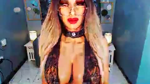Loraine Cruz online show from July 16, 3:59 pm