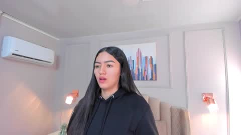   online show from September 25, 10:11 am