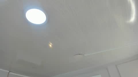   online show from October 22, 10:18 am