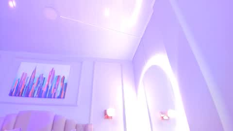   online show from December 22, 10:44 am