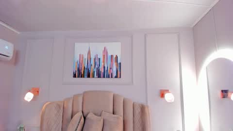   online show from October 15, 10:16 am