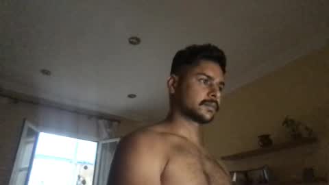 bigbrown_boy online show from September 21, 6:17 am