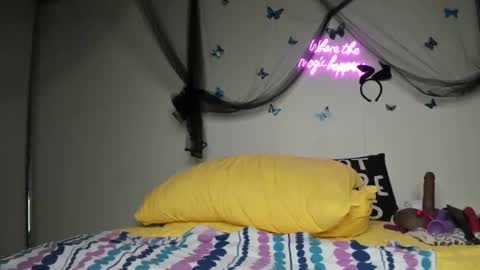 bigbuttsarena online show from February 12, 1:41 am