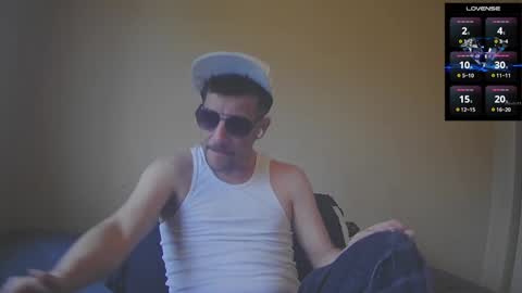 Jon - Im Straight online show from October 23, 1:23 pm