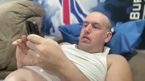 bigcocksuckingslut online show from February 9, 2:04 am