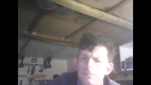 bigdave6996123 online show from December 19, 6:23 pm