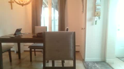 bigdeer581917471 online show from June 3, 11:57 am
