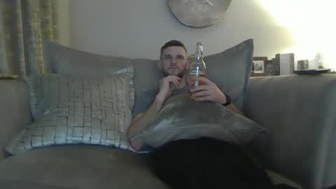 bigdickbrit1992 online show from February 28, 10:25 pm