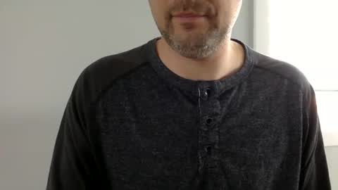 Bigdickshowoff9877 online show from April 13, 6:45 pm