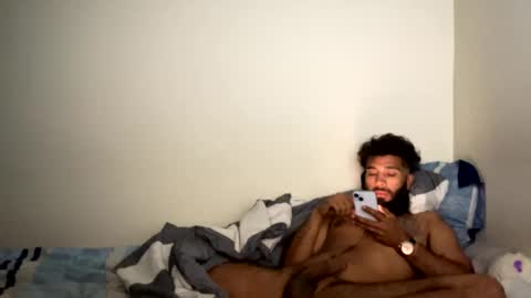 bigdizzy9 online show from March 3, 4:25 am