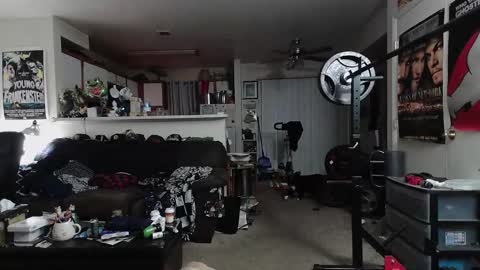 biggerisbetter21 online show from March 4, 11:29 am