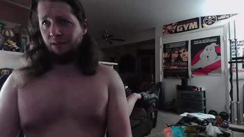 biggerisbetter21 online show from November 5, 5:53 am