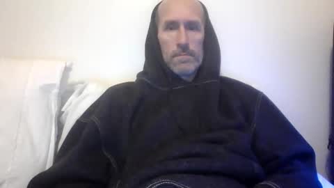 Snapshot of bighugemouthful chatting on October 30, 2:34 am Chaz online show from October 30, 2:34 am