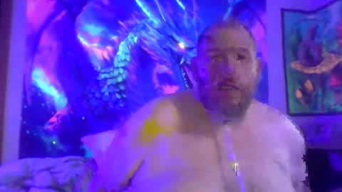 bigman42of0rlife online show from April 22, 1:40 pm