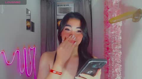 kiaaannaaaa online show from April 21, 2:26 am