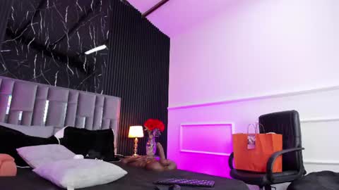 Zayra online show from July 25, 7:06 am