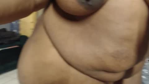 bigsuperbutt online show from April 24, 10:06 am