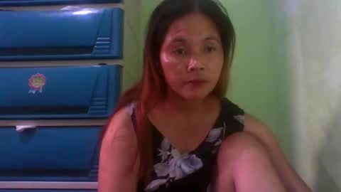 bigtits_24 online show from November 10, 2:58 am