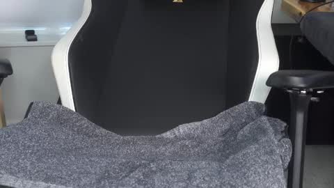 Bigtoybear online show from October 18, 10:03 pm