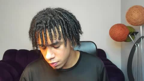 Sebas online show from October 17, 6:01 pm