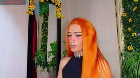 Snapshot of bitch_capelli chatting on September 23, 3:00 am .. .. online show from September 23, 3:00 am