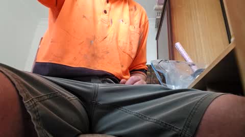 bitchboy864u online show from October 2, 6:34 am