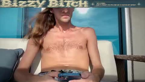 bizzybitch555 online show from July 30, 10:10 pm