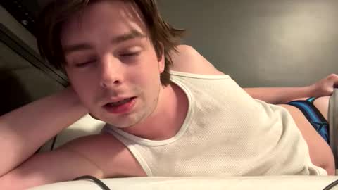 bkennedy829 online show from February 13, 1:42 am