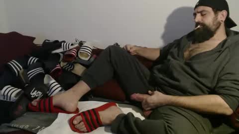 black_beard_slides online show from October 30, 12:33 am