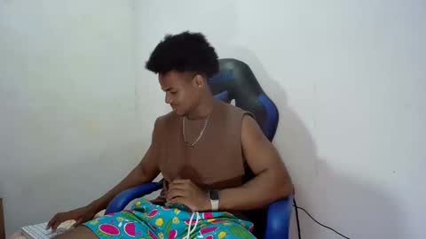 tu morenito online show from September 21, 5:39 pm