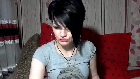 black_hot_01 online show from February 18, 2:49 pm