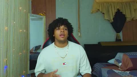 black_king_241 online show from March 7, 4:12 am