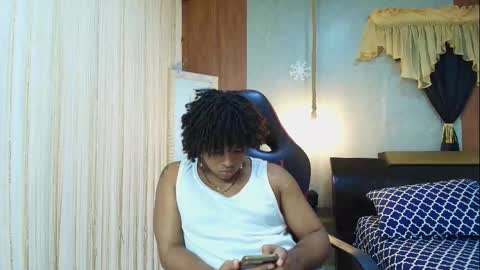 black_king_241 online show from February 18, 2:55 am