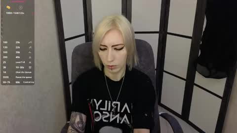 Emily online show from April 12, 8:51 am